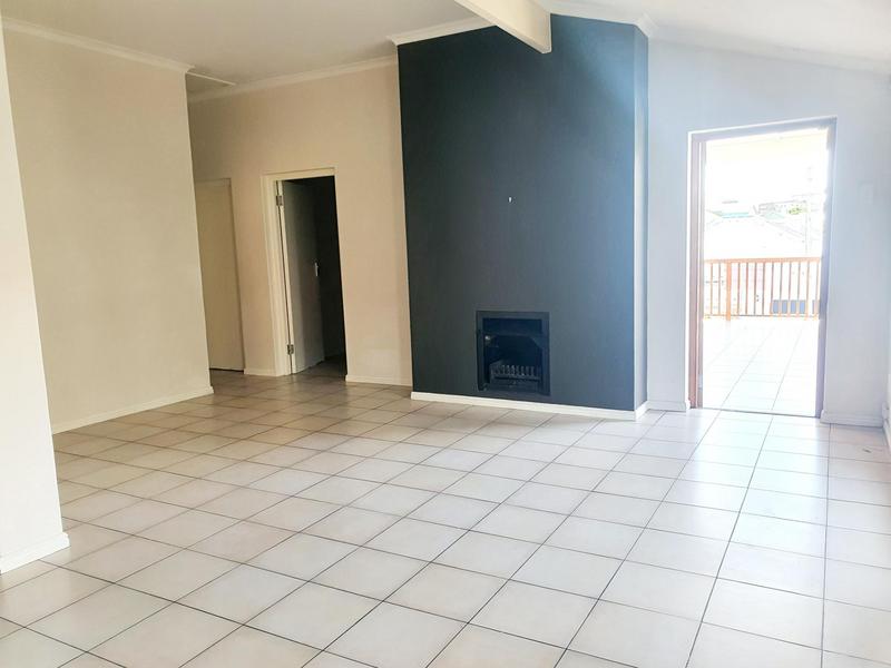 To Let 3 Bedroom Property for Rent in Woodstock Upper Western Cape